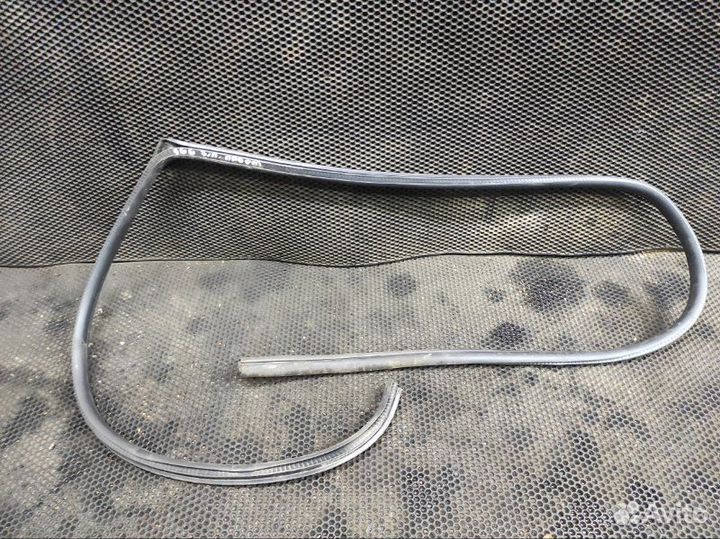 Уплотнитель проема задний правый Mazda 6 Gg