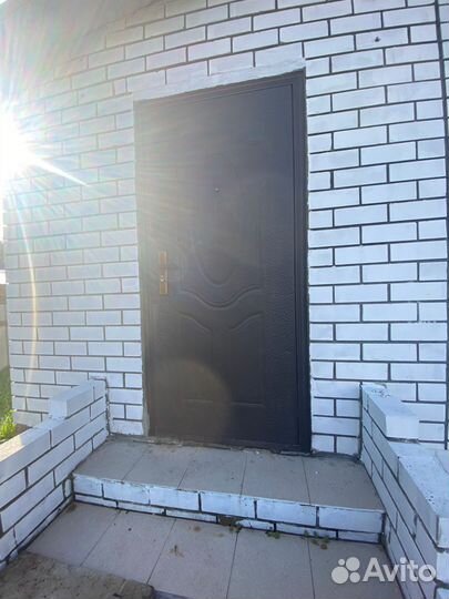 Дверь входная металлическая