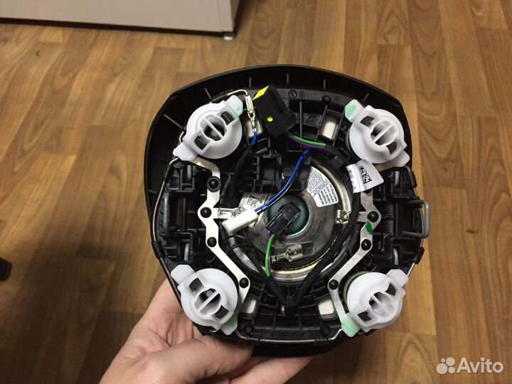 Подушка безопасности бмв водителя. Новая