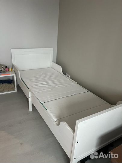 Кровать IKEA sundvik