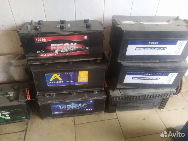 Аккумуляторы на 190 - 225 а.ч. бу