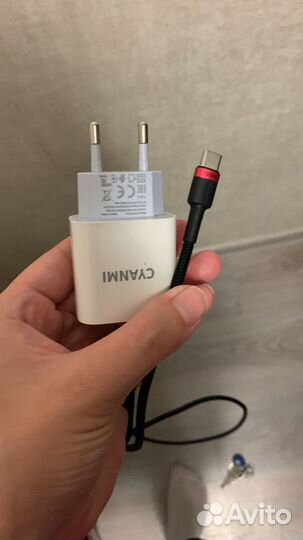 Зарядное устройство для телефона