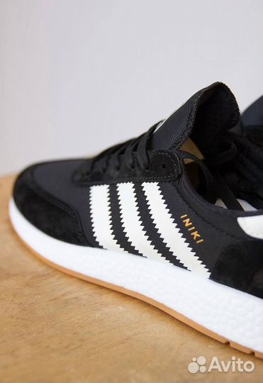 Кроссовки Adidas Iniki Runner luxe