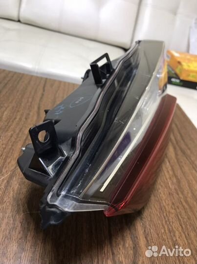Фонарь правый внутренний Lexus RX 350 2016+