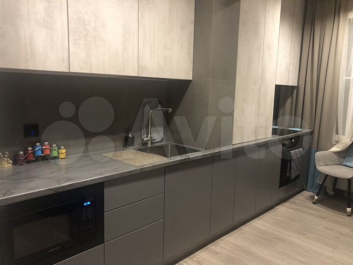 2-к. квартира, 52 м², 8/12 эт.