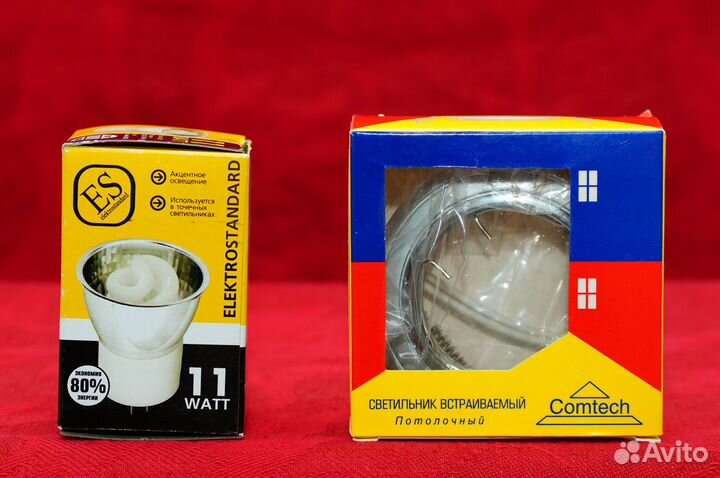 Потолочные светильники встраиваемые Comtech