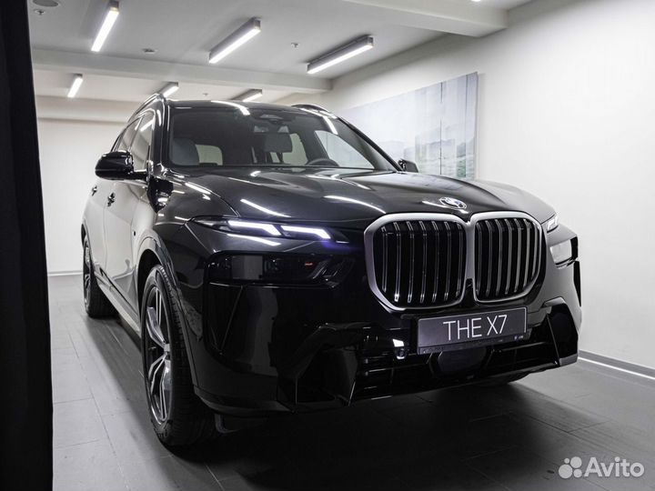 BMW X7 3.0 AT, 2023