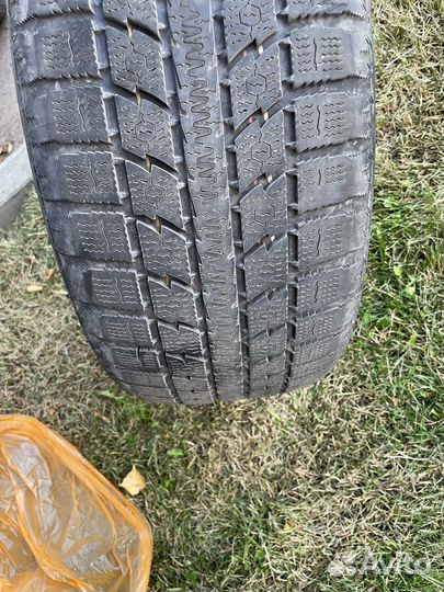Toyo Observe GSi-5 215/50 R17