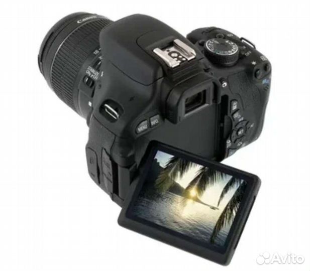 Зеркальный фотоаппарат