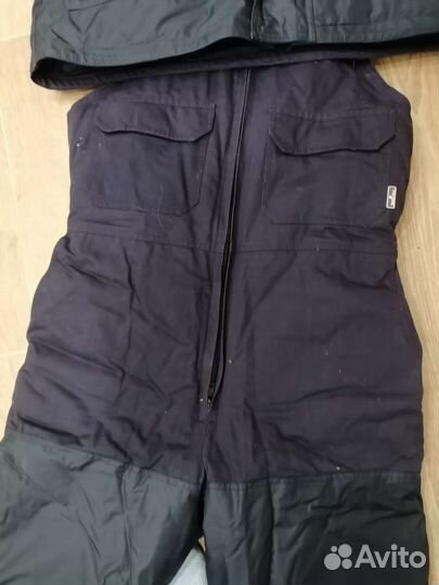 Защитный костюм