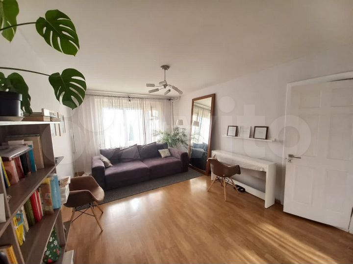 4-к. квартира, 92,5 м², 6/9 эт.