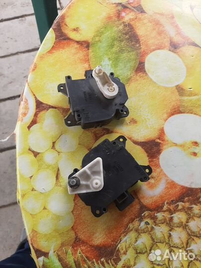 Моторчики заслонки печки на Хонда Аккорд 8,Accord