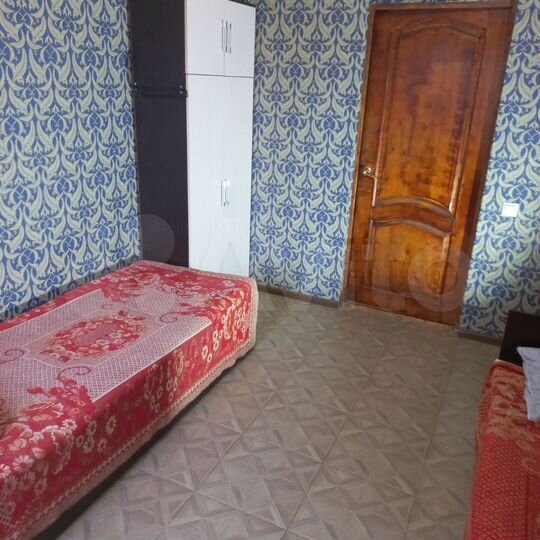 2-к. квартира, 53 м², 1/2 эт.