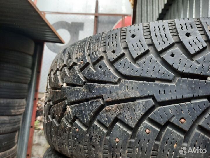 Nokian Tyres Hakkapeliitta 5 235/55 R18 104T