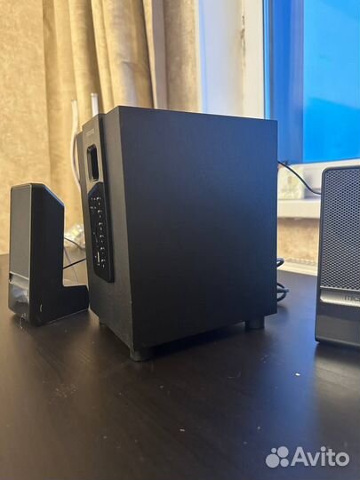 Колонки компьютерные Microlab M-I00BT 2.1 10 Вт RM