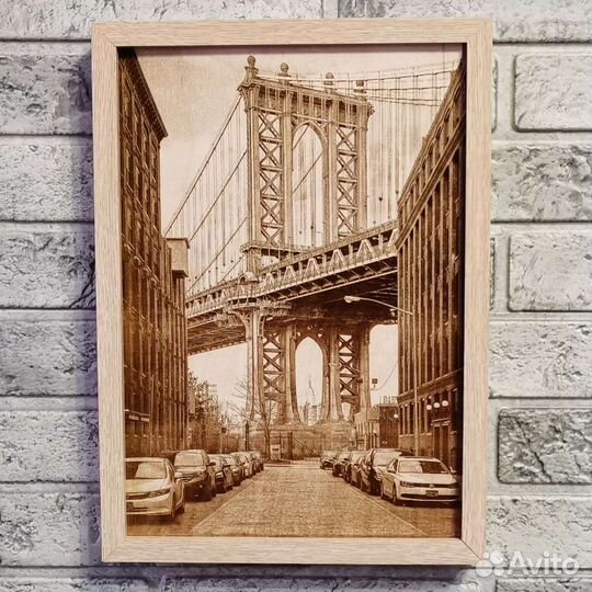 Картина выжженная на дереве Manhattan