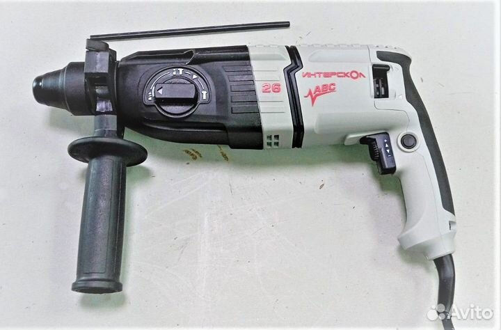 Перфоратор Интерскол П-26/800авс