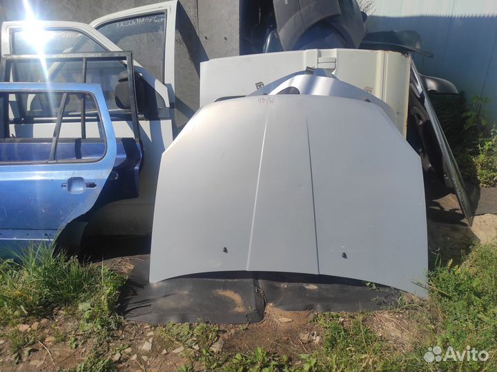 Капот для чери фора