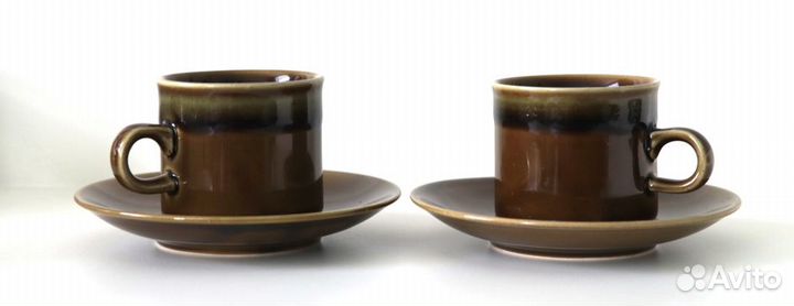 2 кофейные чашки с блюдцами