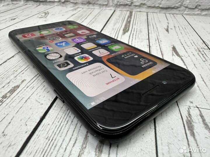 iPhone 7, 128 ГБ