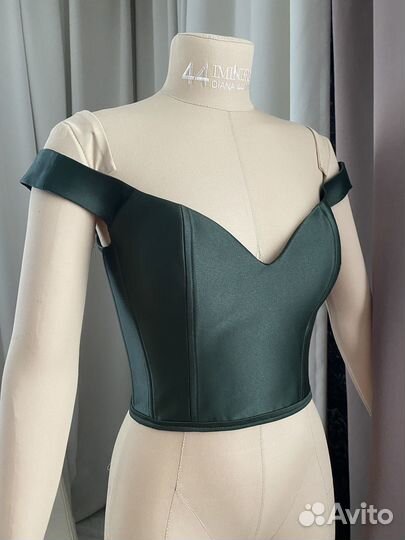 Корсаж изумрудного цвета, 42-44