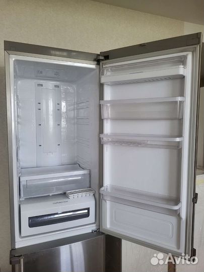 Холодильник samsung