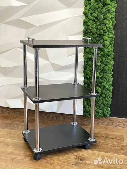 Этажерка на колесиках