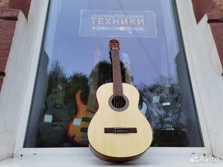 Классическая Гитара Cort Ac 100 Sg Состояние Пушка