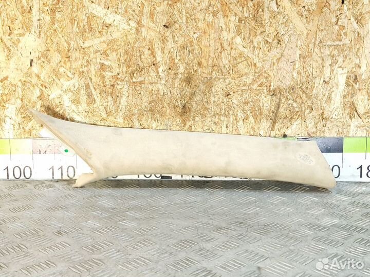 Обшивка стойки правая Lexus Ls 2006-2017