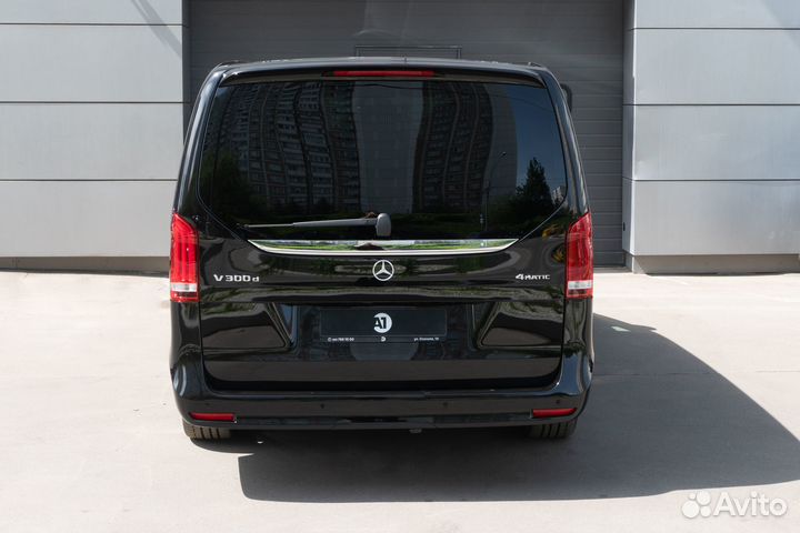 Mercedes-Benz V-класс 2.0 AT, 2022