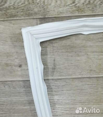 Уплотнитель холодильника в паз Бирюса 57*90мм хк 1