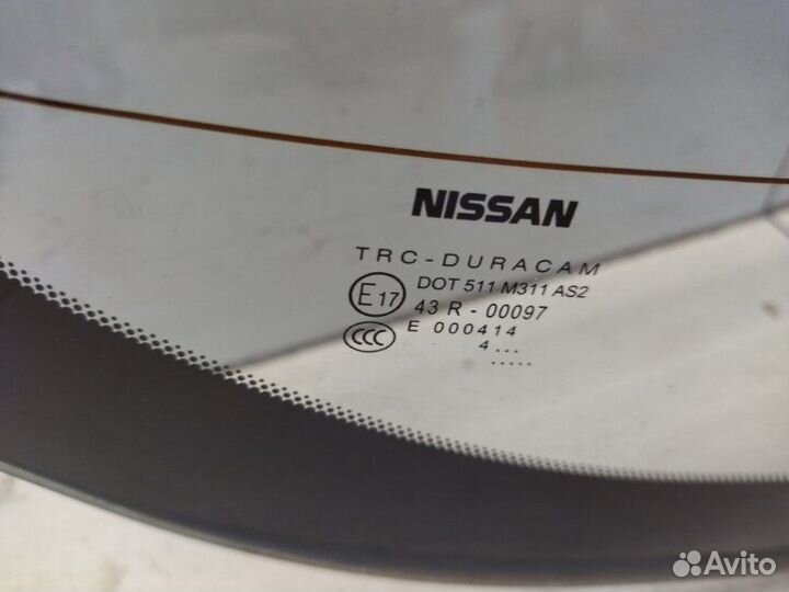 Стекло заднее заднее Nissan Almera G15 1.6 16V K4M