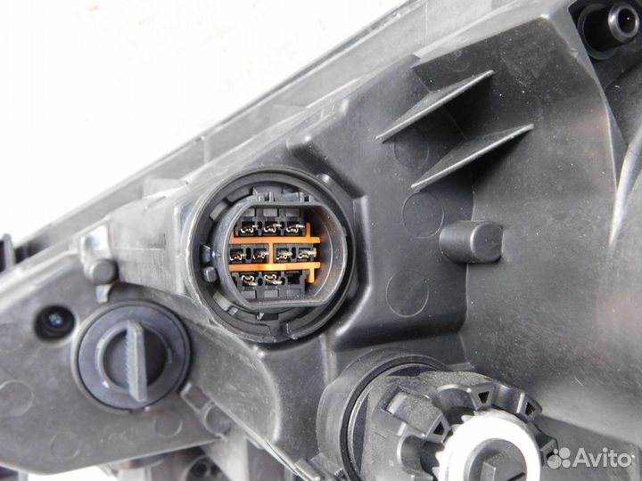 Фара правая Hyundai Solaris (55487)