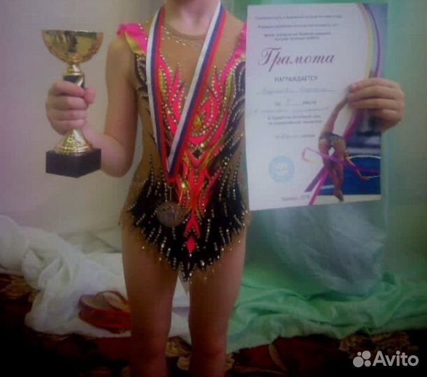 Купальник для художественной гимнастики 134