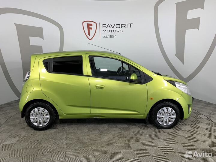 Chevrolet Spark 1.0 AT, 2011, 117 760 км