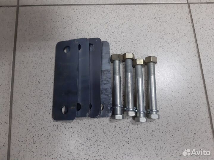 Серьги рессоры Газель,Соболь (4 болта-4 щеки)