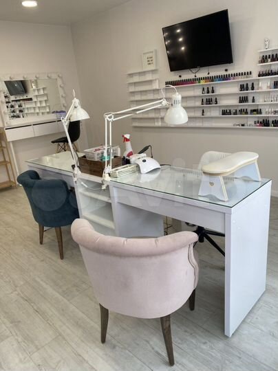 Офис аренда места мастерам маникюра и педикюра