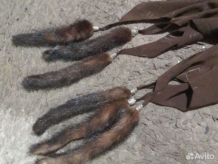 Шарф с кисточками из норки