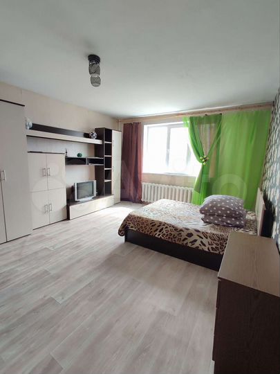 1-к. квартира, 42 м², 6/9 эт.