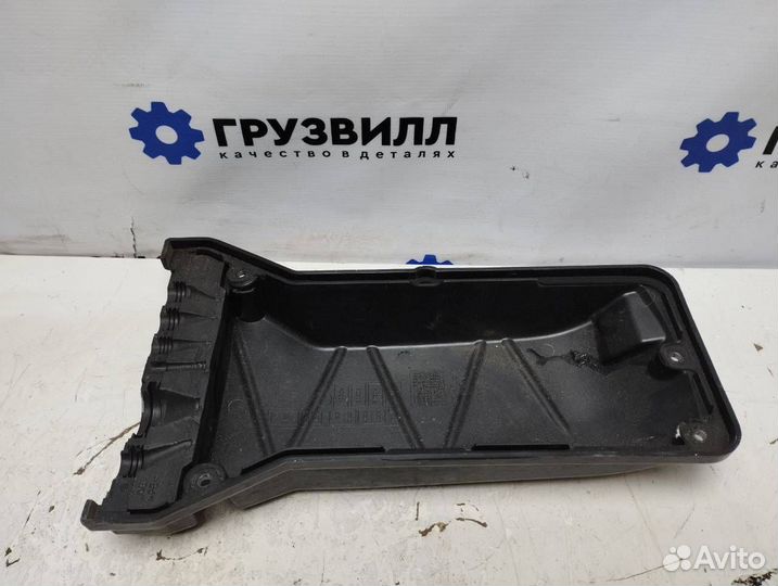 Крышка отделения для жгутов Volvo FH4 84151224