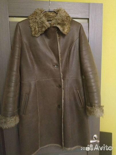 Продам зимнее пальто