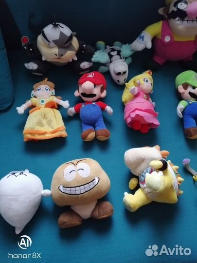 Коллекция игрушек Марио