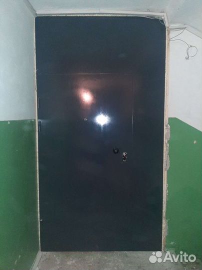 Дверь металлическая на карман/тамбур