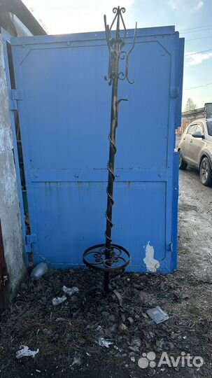 Вешалка в прихожую кованая
