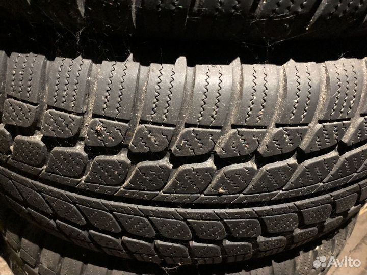 Hercules Winter HSI-L 225/55 R16 99H