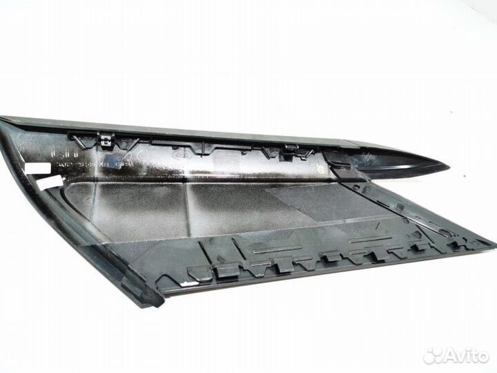 Обшивка стойки задняя левая Land Rover 2 рест