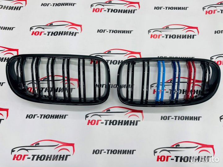 Ноздри BMW 3 E92 2010-2013 Черный глянец с