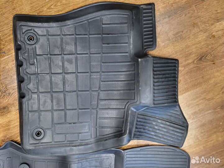Оригинальный комплект ковров Octavia A7