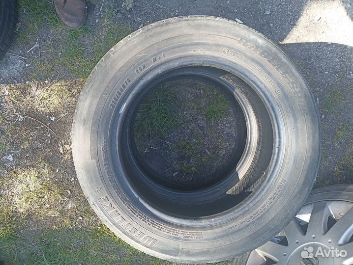 Westlake SP06 215/60 R16