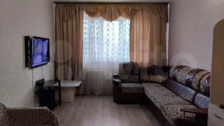 3-к. квартира, 72 м², 9/9 эт.